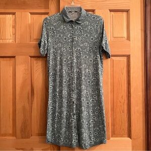 SOLD - Intimissimi Prairie Bouquet Button Up Night Shirt